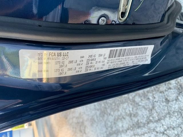 Used 2018 Jeep Cherokee Limited AWD/4WD image 28