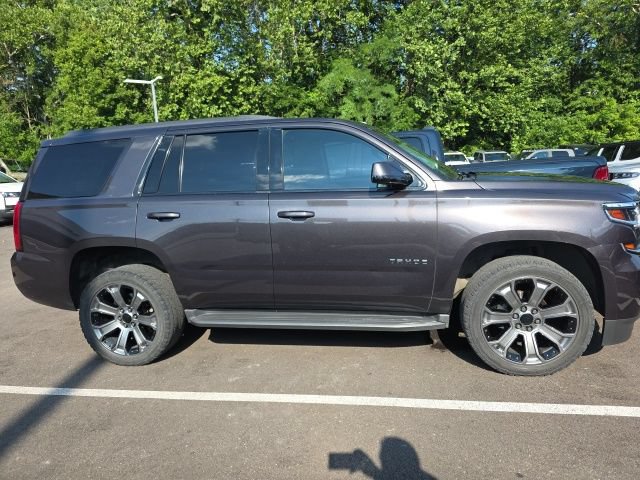 Used 2017 Chevrolet Tahoe LS w/ Enhanced Driver Alert Package AWD/4WD image 4