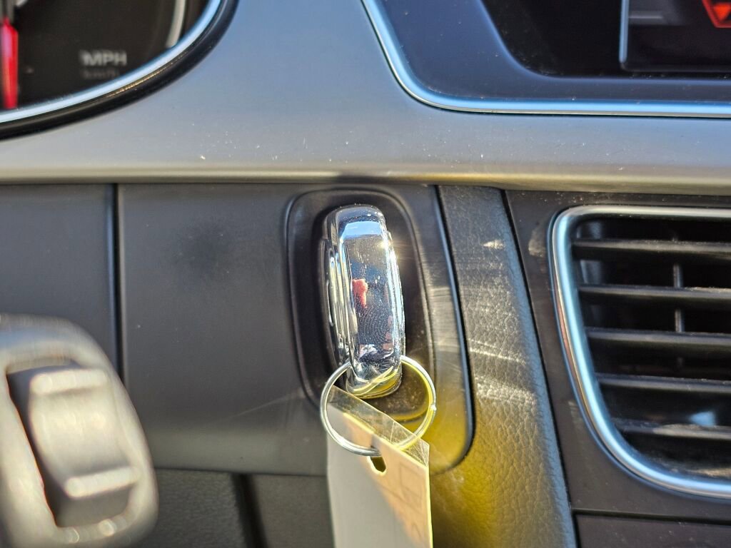 Used 2014 Audi A4 Premium image 24