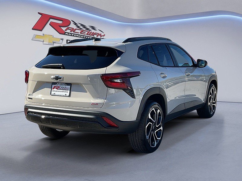 New 2026 Chevrolet Trax RS w/ Sunroof Package image 5