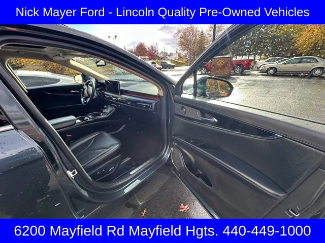 Used 2021 Lincoln Nautilus Reserve w/ Cargo Utility Package image 16