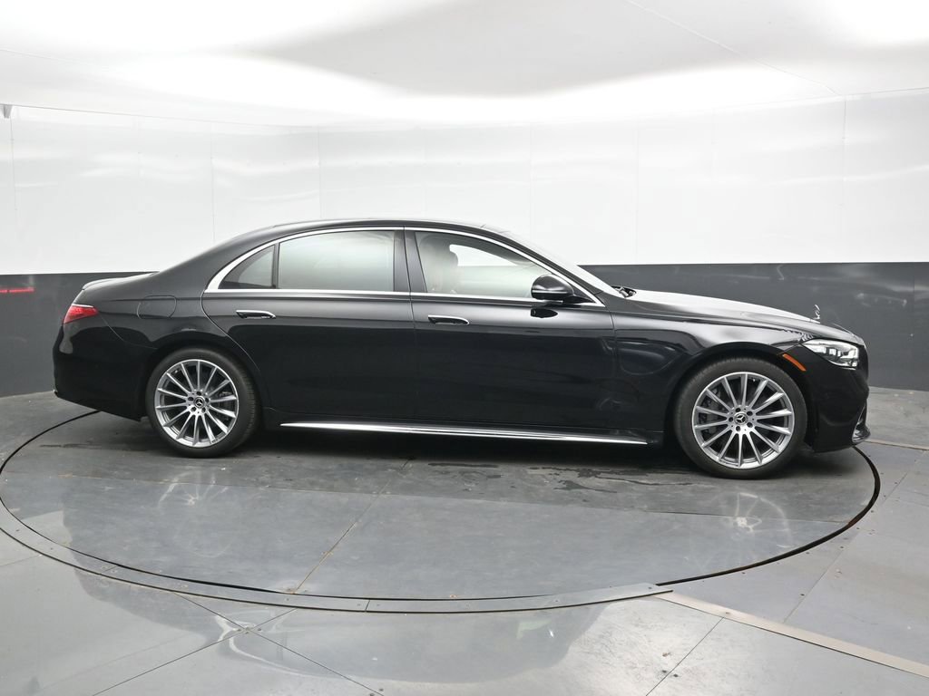 Used 2022 Mercedes-Benz S 580 4MATIC Sedan image 5