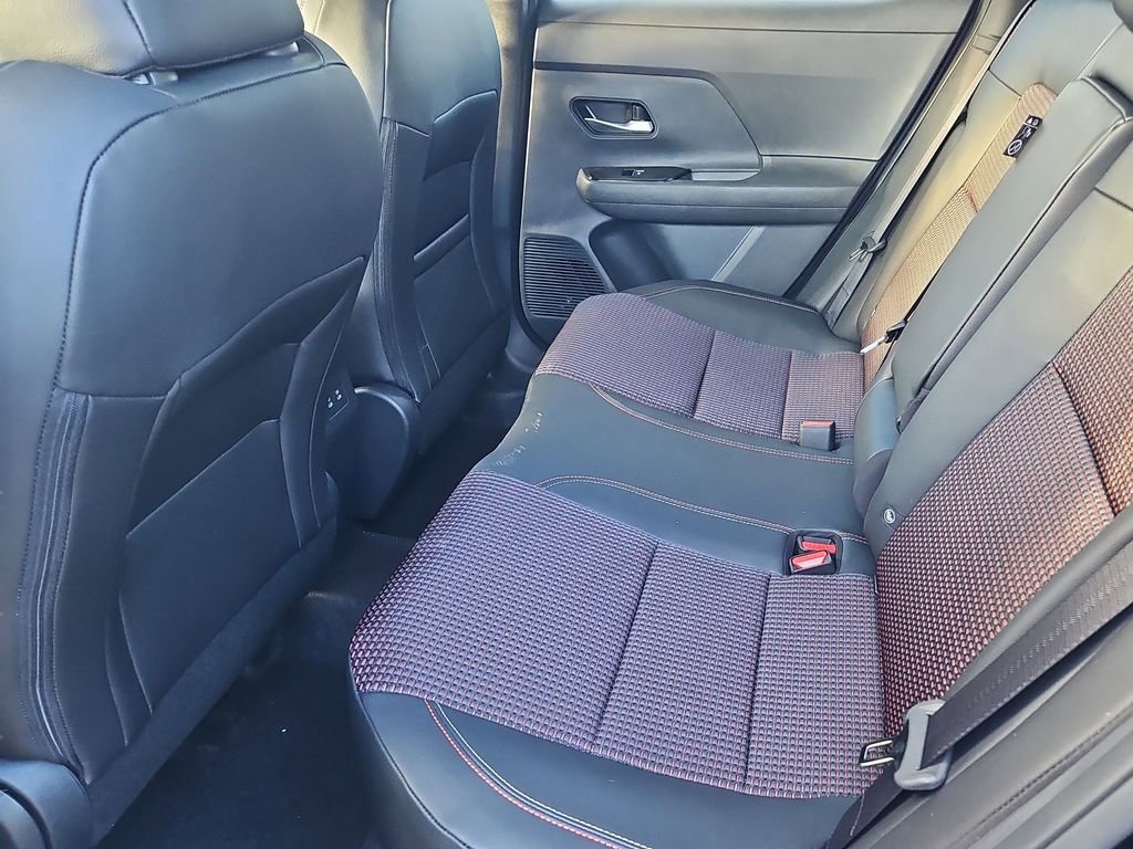 New 2026 Nissan Kicks SR image 16