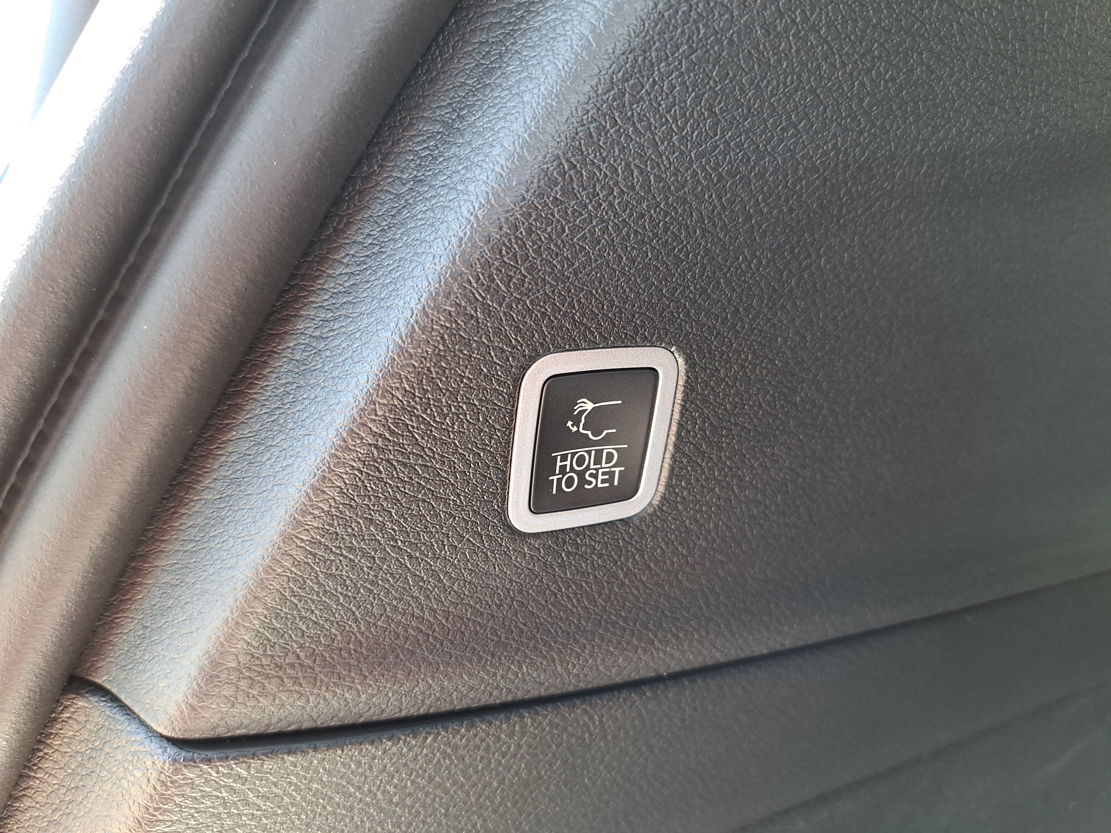 New 2027 Chrysler Pacifica Select FWD image 15