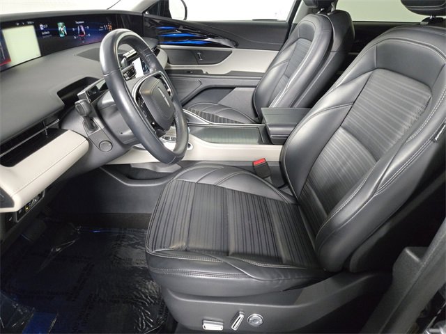 Certified 2024 Lincoln Nautilus Reserve image 10