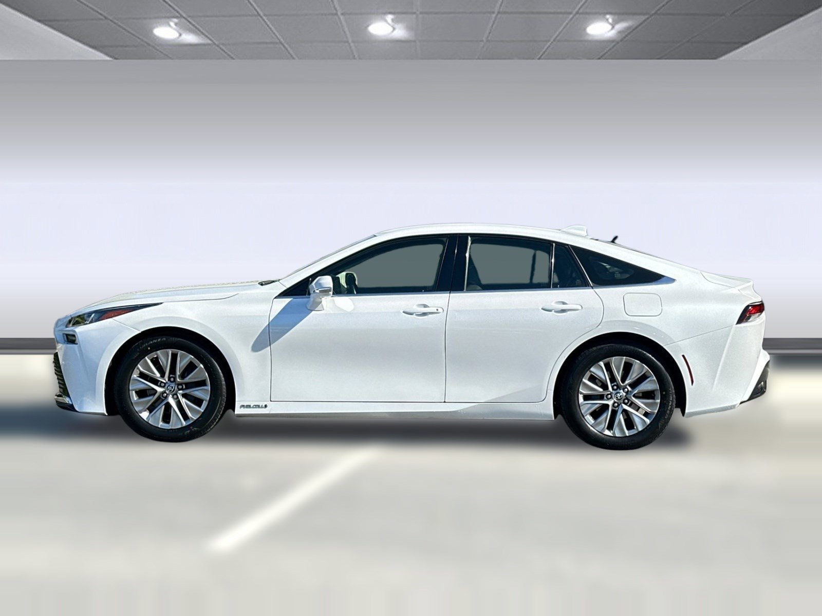 Used 2021 Toyota Mirai w/ Advanced Technology Package RWD image 2