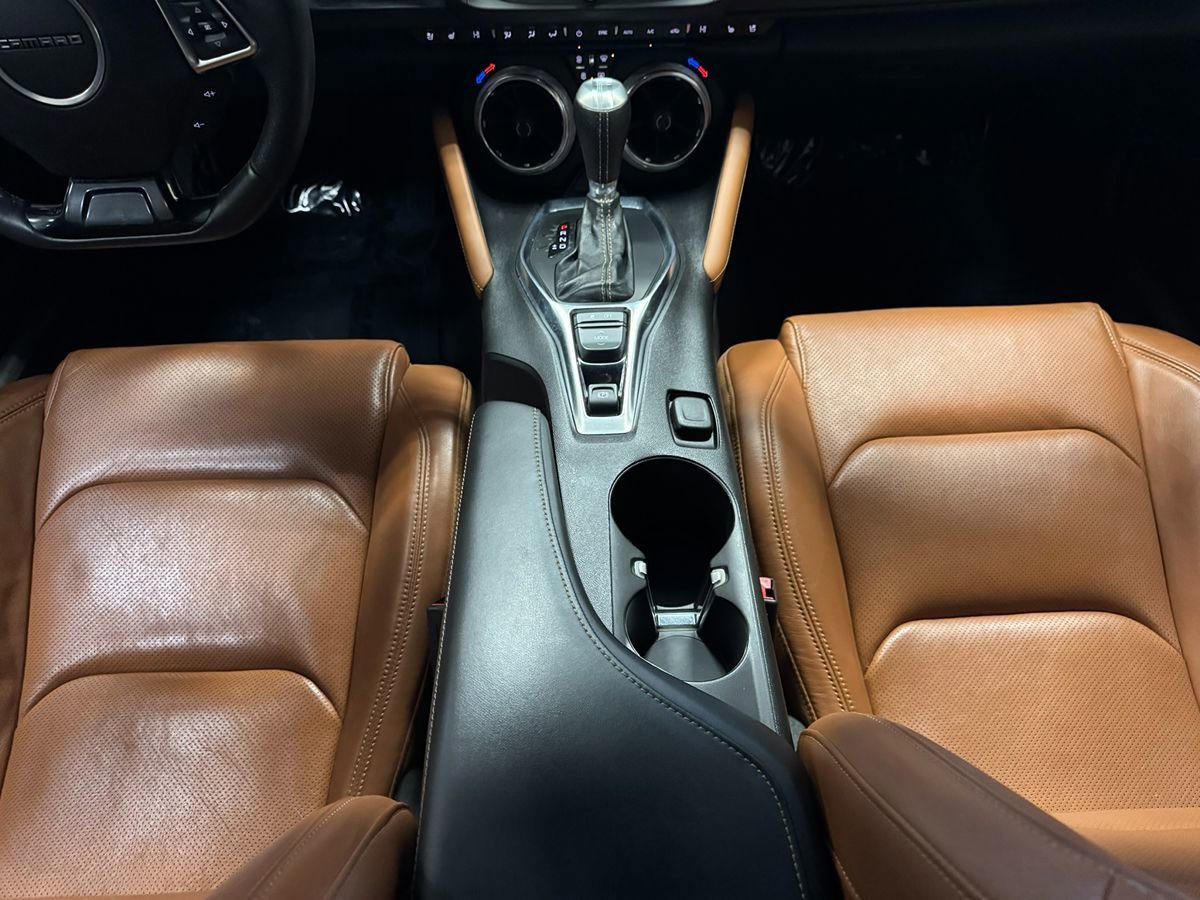 Used 2016 Chevrolet Camaro LT RWD image 24