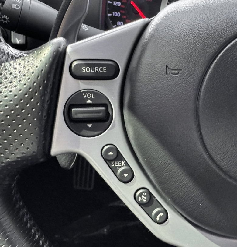 Used 2009 Nissan GT-R Premium AWD/4WD image 17