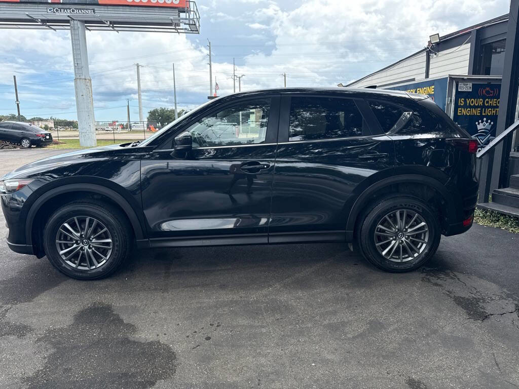 Used 2017 MAZDA CX-5 Touring image 3