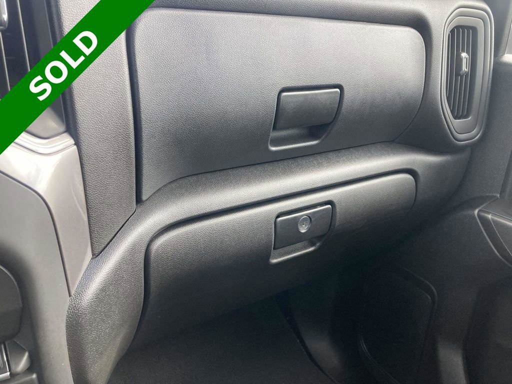 Used 2024 Chevrolet Silverado 2500 Custom w/ Custom Value Package image 21