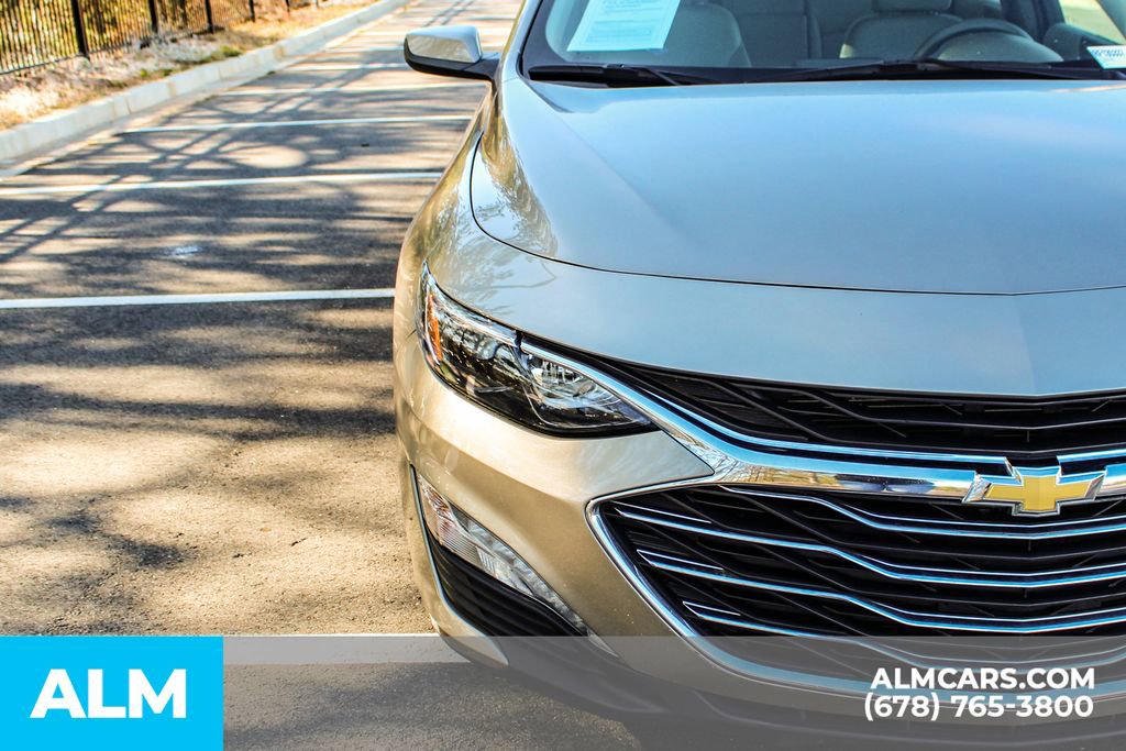 Used 2024 Chevrolet Malibu LT FWD image 12