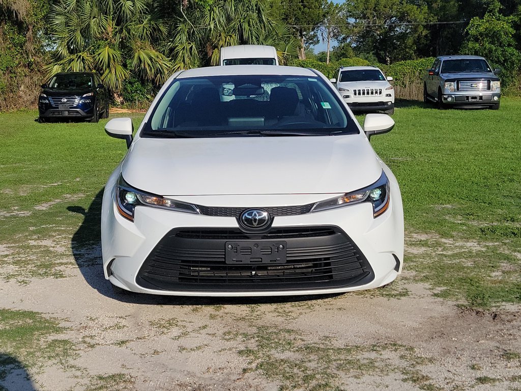 Used 2024 Toyota Corolla LE FWD image 6