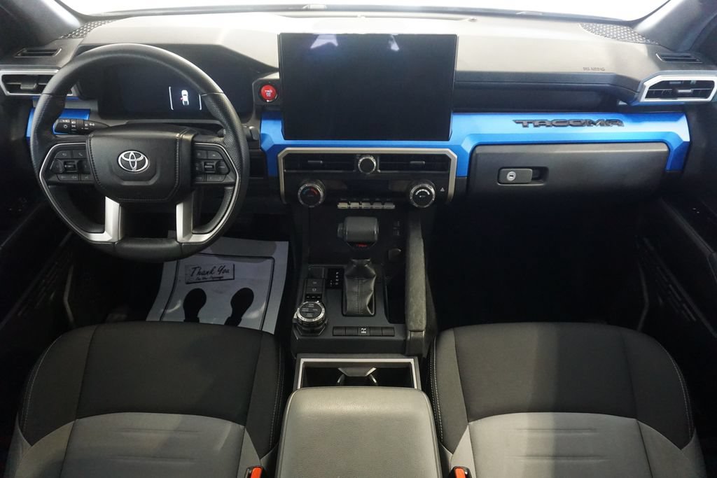 Certified 2025 Toyota Tacoma TRD Off-Road AWD/4WD image 25