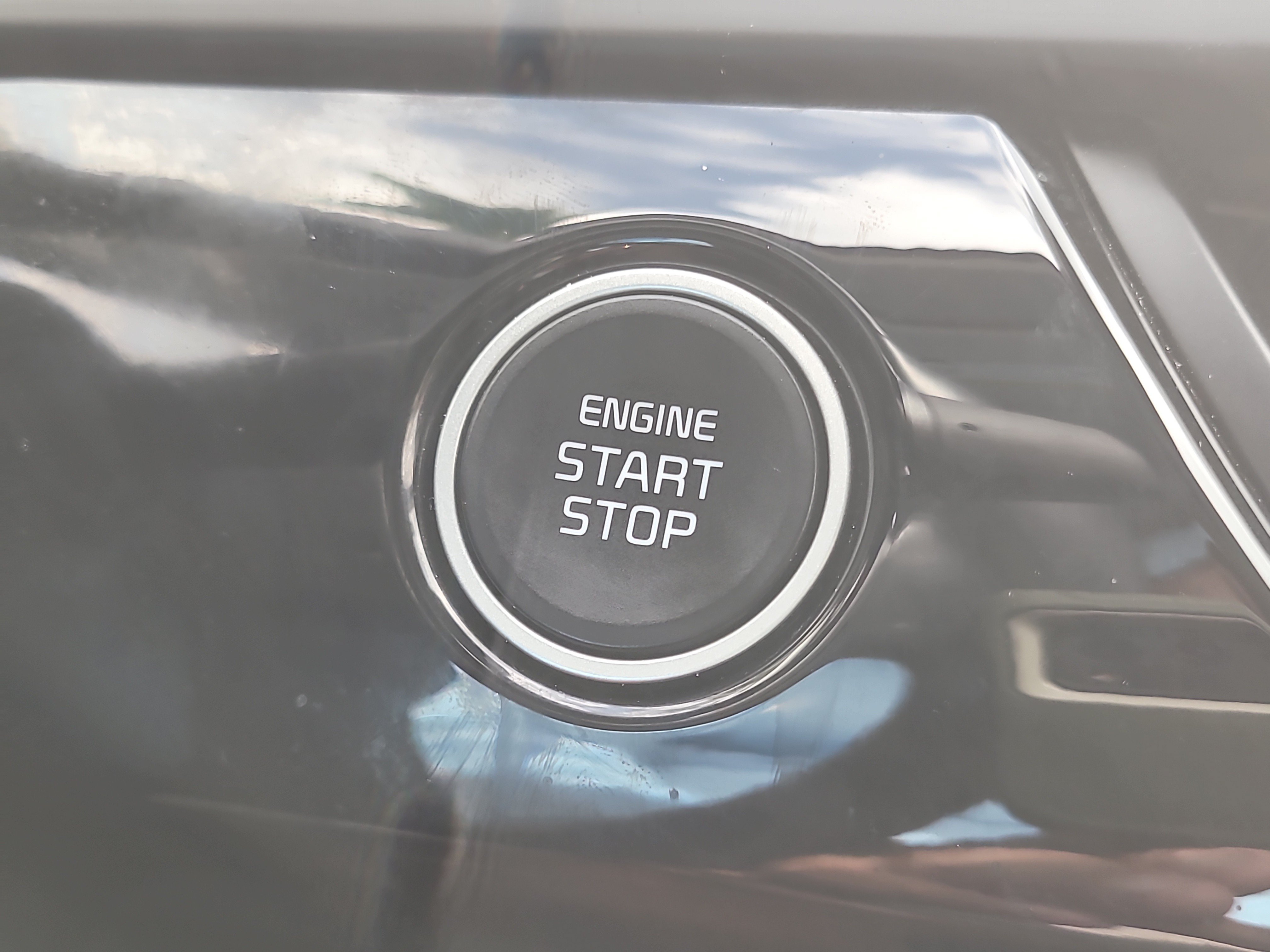 Used 2025 Kia Seltos S FWD image 27