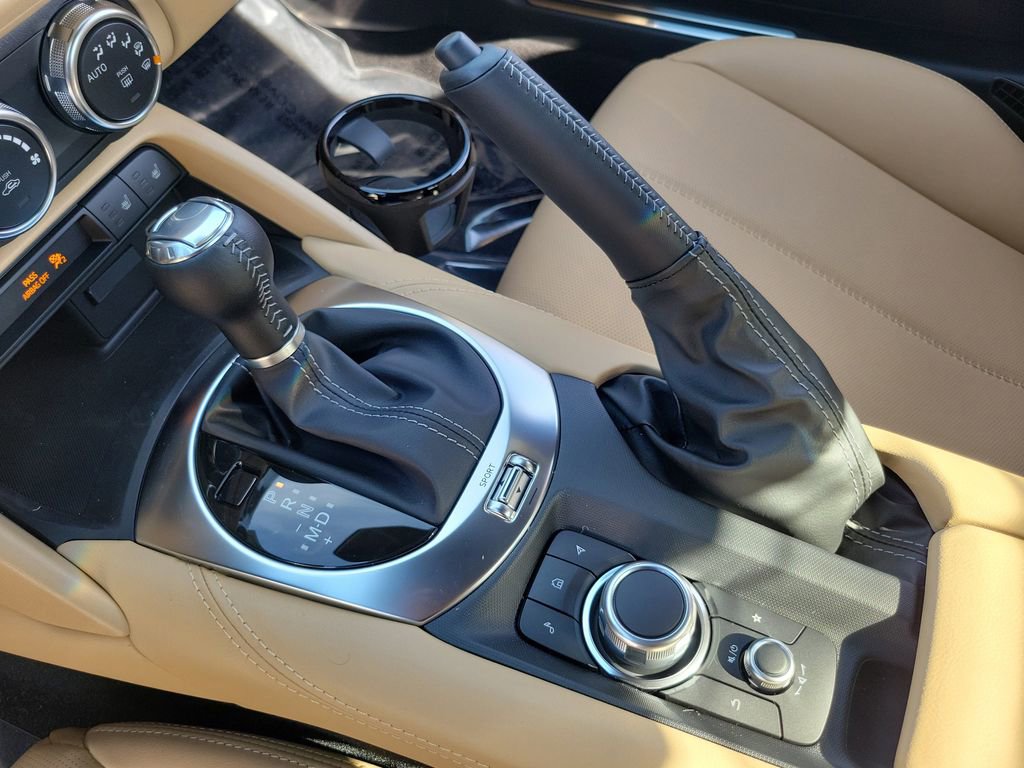 New 2026 MAZDA MX-5 Miata RF Grand Touring w/ Weather Package RWD image 12
