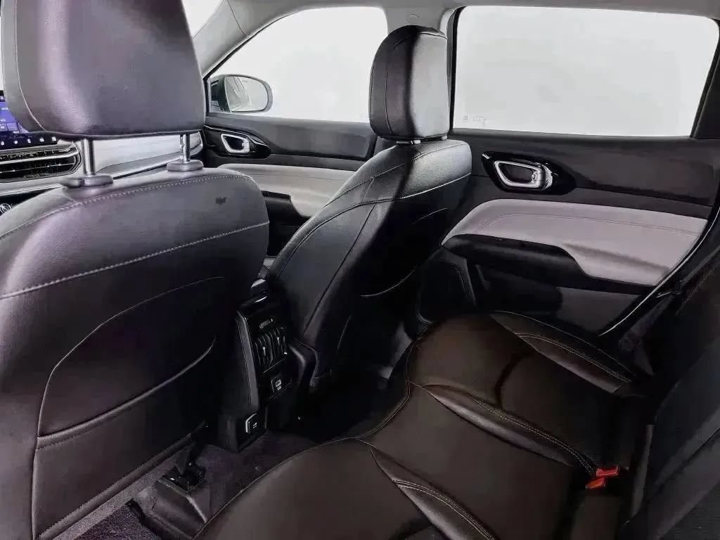 Used 2022 Jeep Compass Limited AWD/4WD image 78
