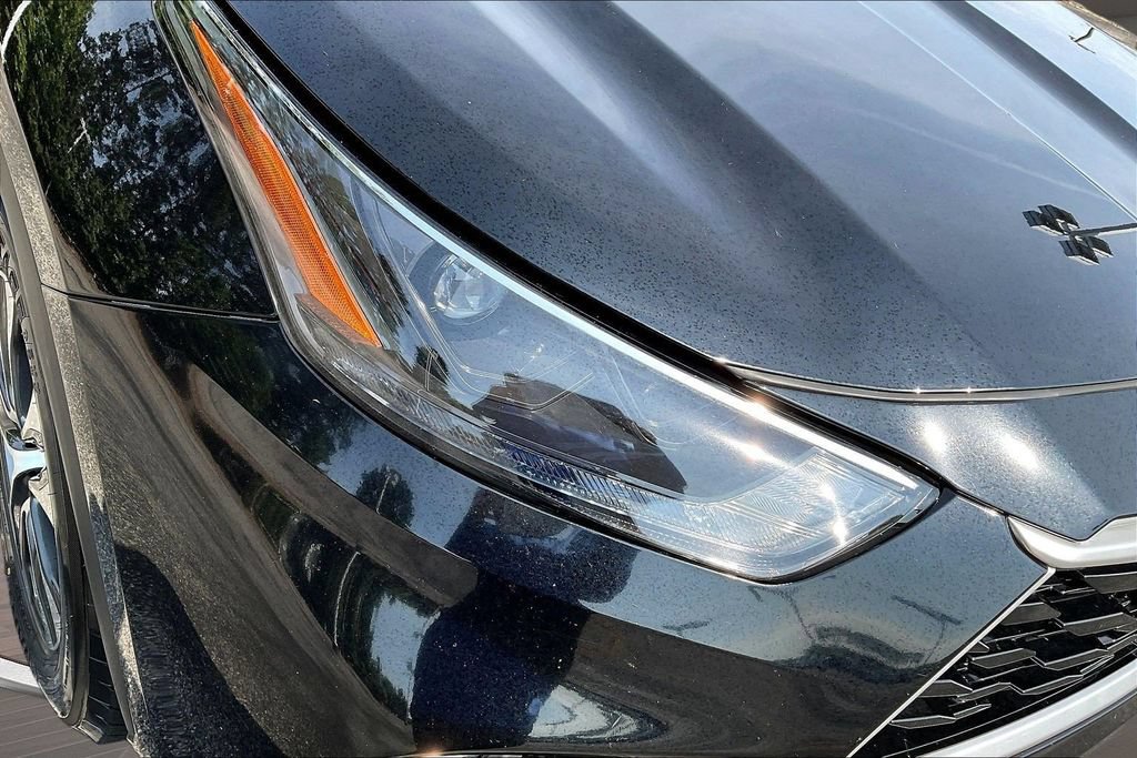Used 2022 Toyota Highlander XLE FWD image 35