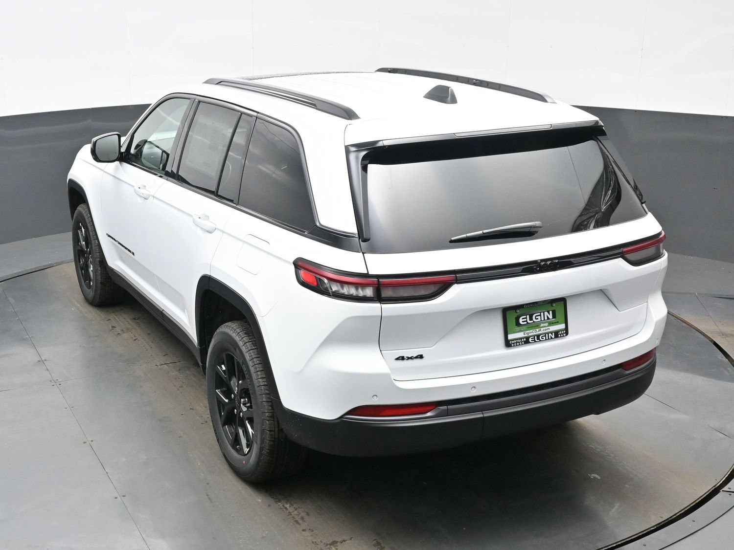 New 2026 Jeep Grand Cherokee Altitude AWD/4WD image 23