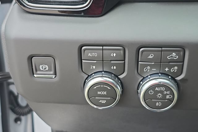 Used 2026 GMC Sierra 1500 AT4X w/ AT4X AEV Edition AWD/4WD image 18