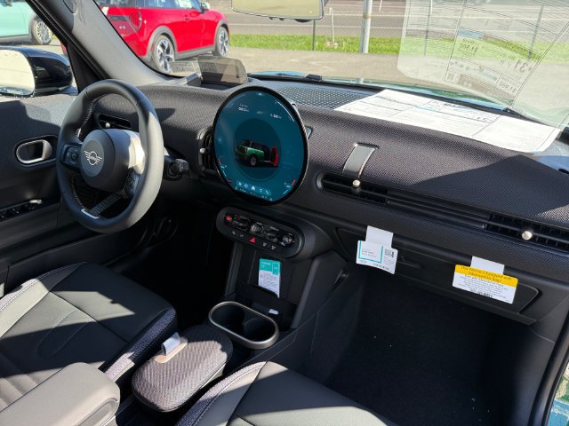 New 2027 MINI Cooper 4-Door Hardtop FWD image 17