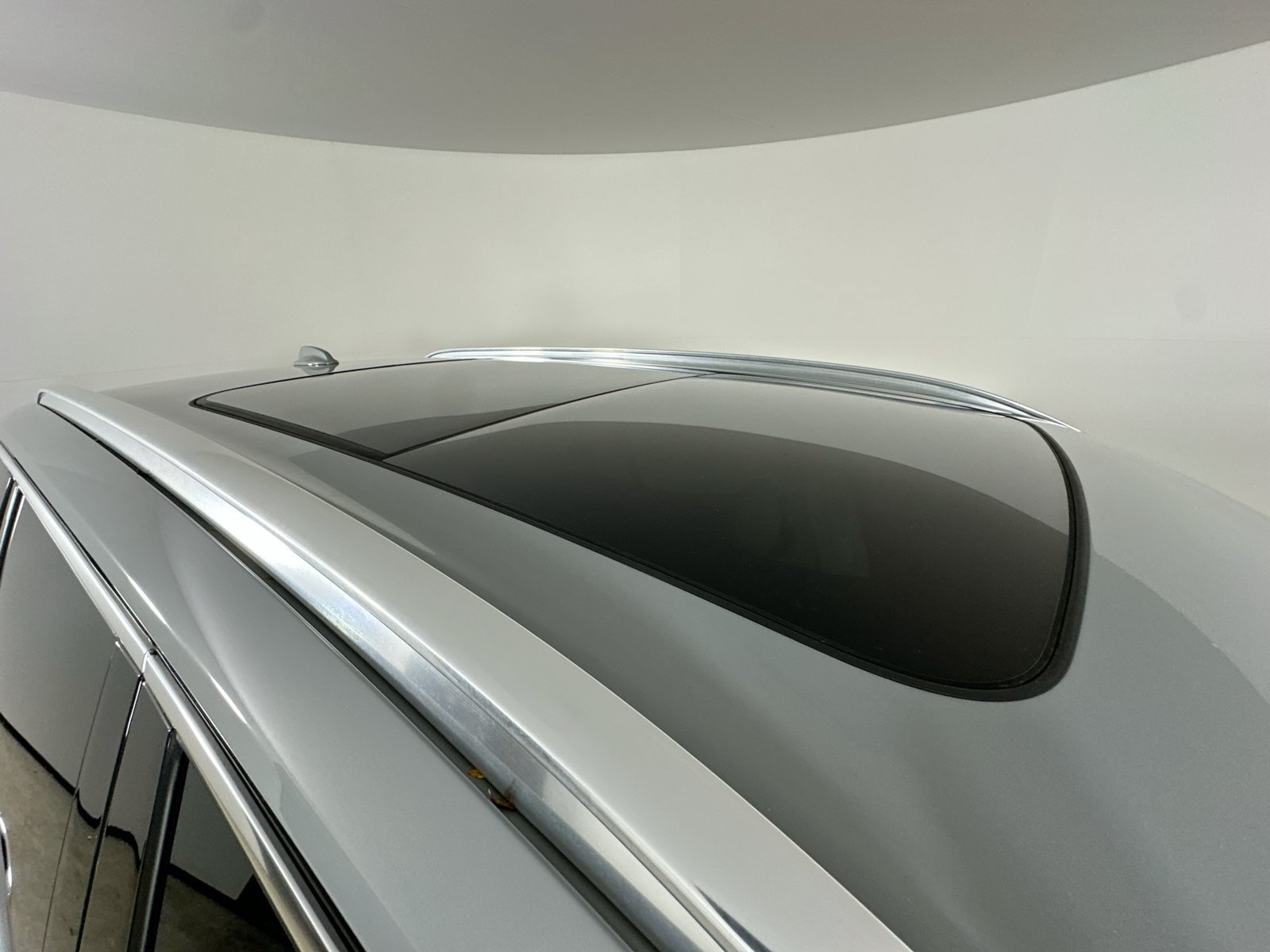 Certified 2024 Volvo XC90 B6 Plus AWD/4WD image 11