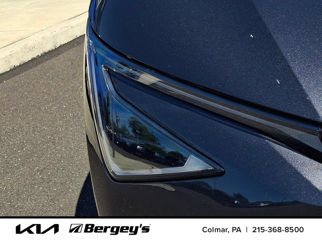 Certified 2025 Kia EV6 Wind AWD/4WD image 11