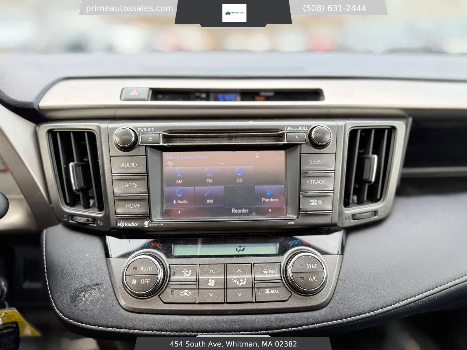 Used 2015 Toyota RAV4 XLE w/ Four Season Floor Mat Package image 26