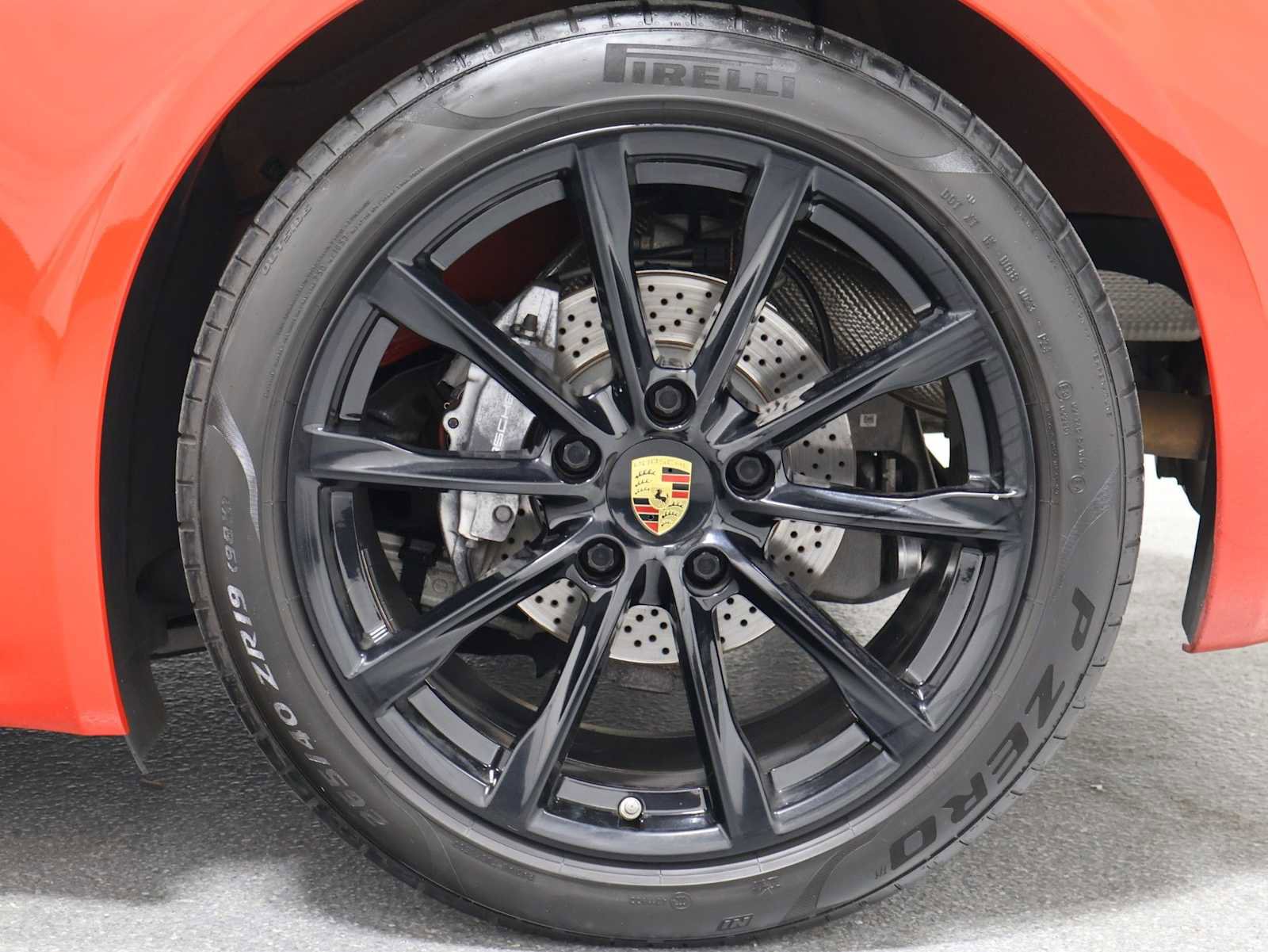Used 2018 Porsche 718 Cayman RWD image 33