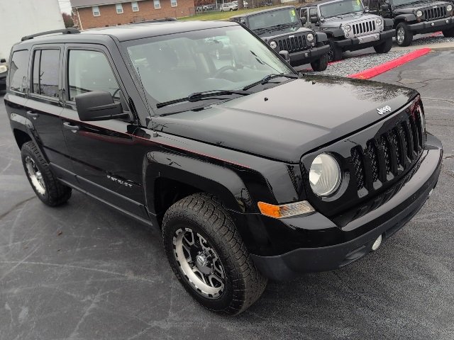 Used 2013 Jeep Patriot Sport image 2
