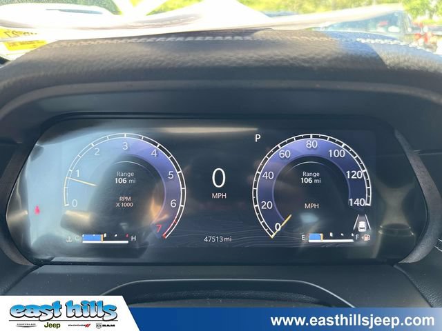 Used 2023 Jeep Grand Cherokee Limited AWD/4WD image 44