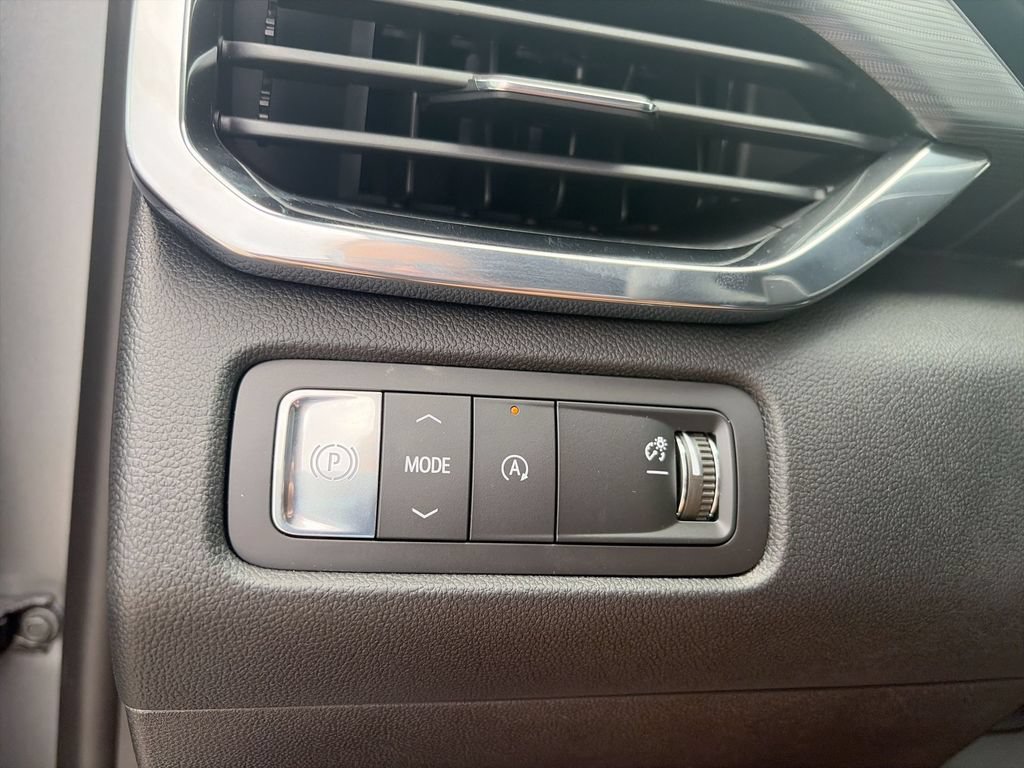 New 2026 GMC Acadia Elevation w/ Black Edition FWD image 24