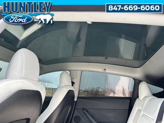 Used 2023 Tesla Model Y Performance image 16