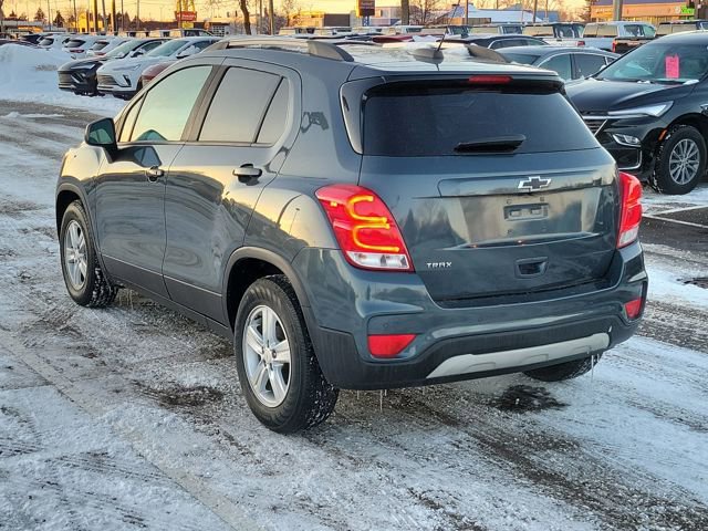 Used 2021 Chevrolet Trax LT w/ Driver Confidence Package image 4