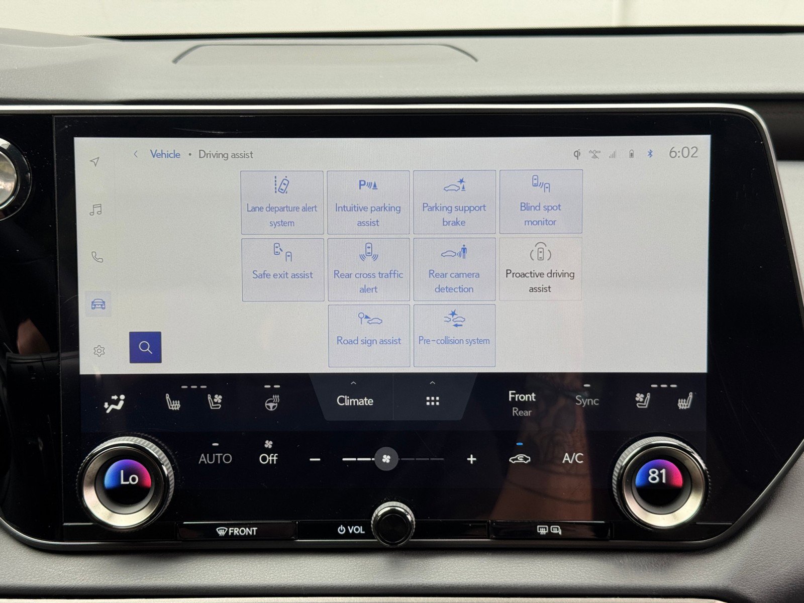 Used 2023 Lexus RX 350 w/ Luxury Package image 29