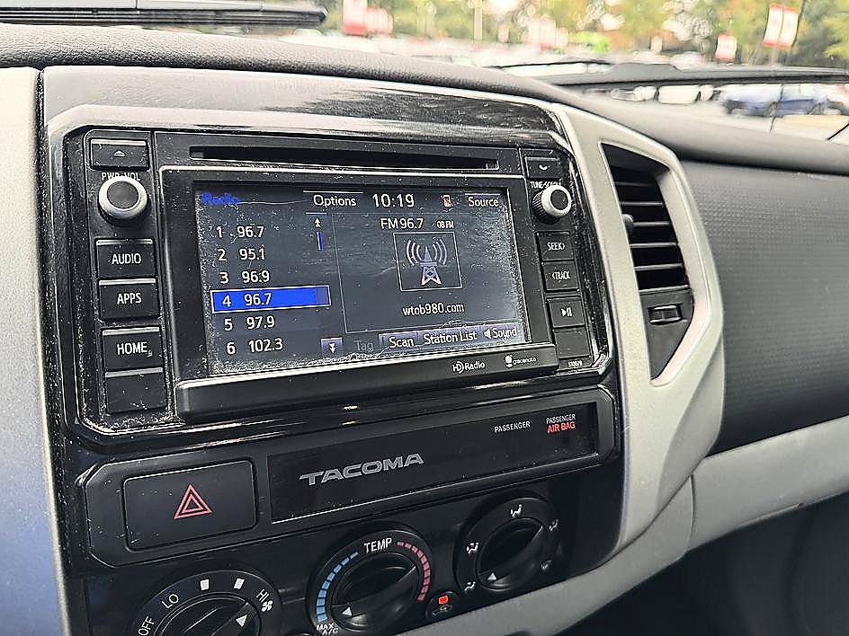 Used 2015 Toyota Tacoma PreRunner w/ TRD Sport Package RWD image 12