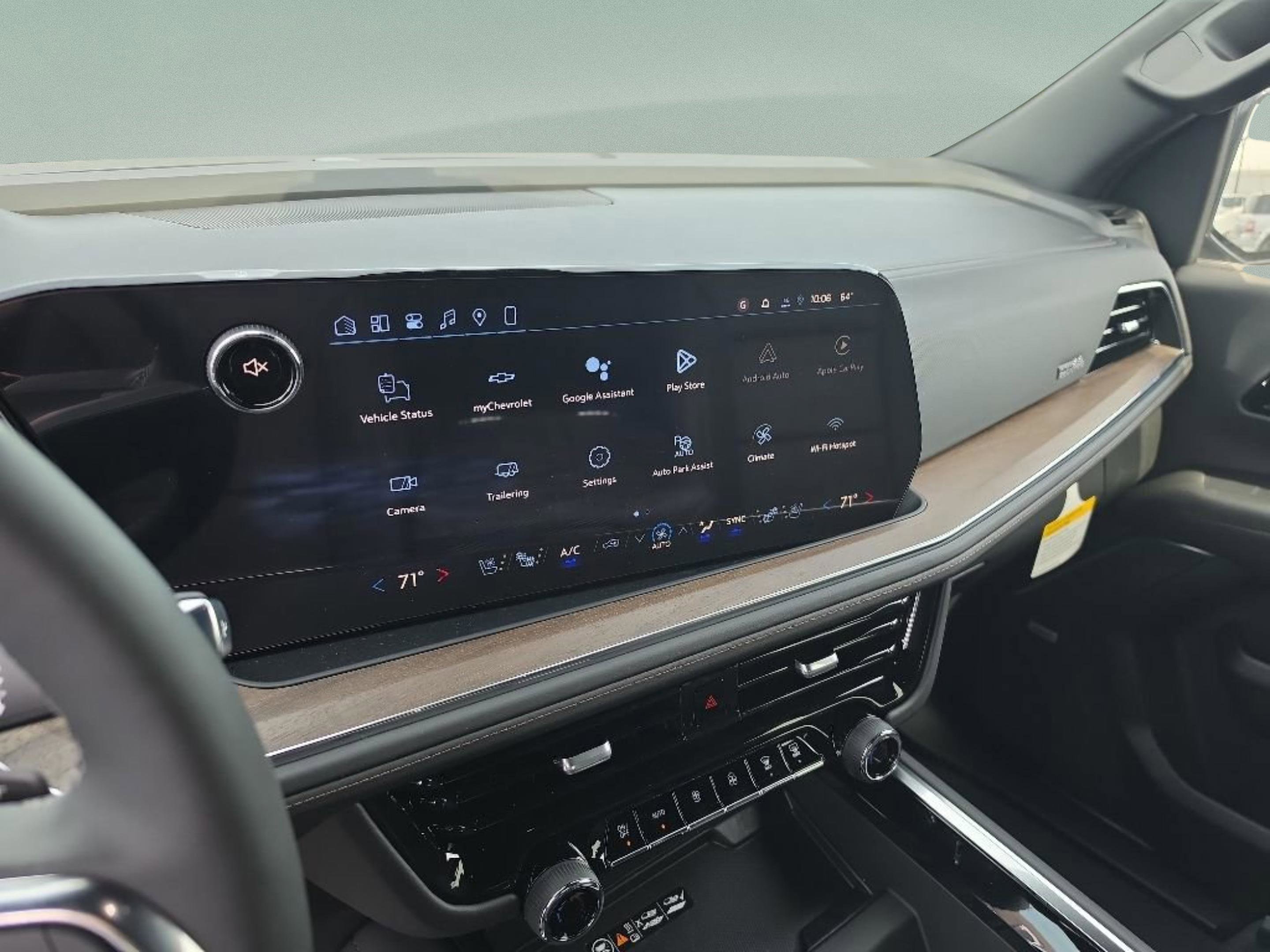 New 2026 Chevrolet Tahoe High Country AWD/4WD image 18
