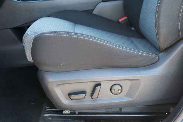 Used 2023 Nissan Rogue SV image 10