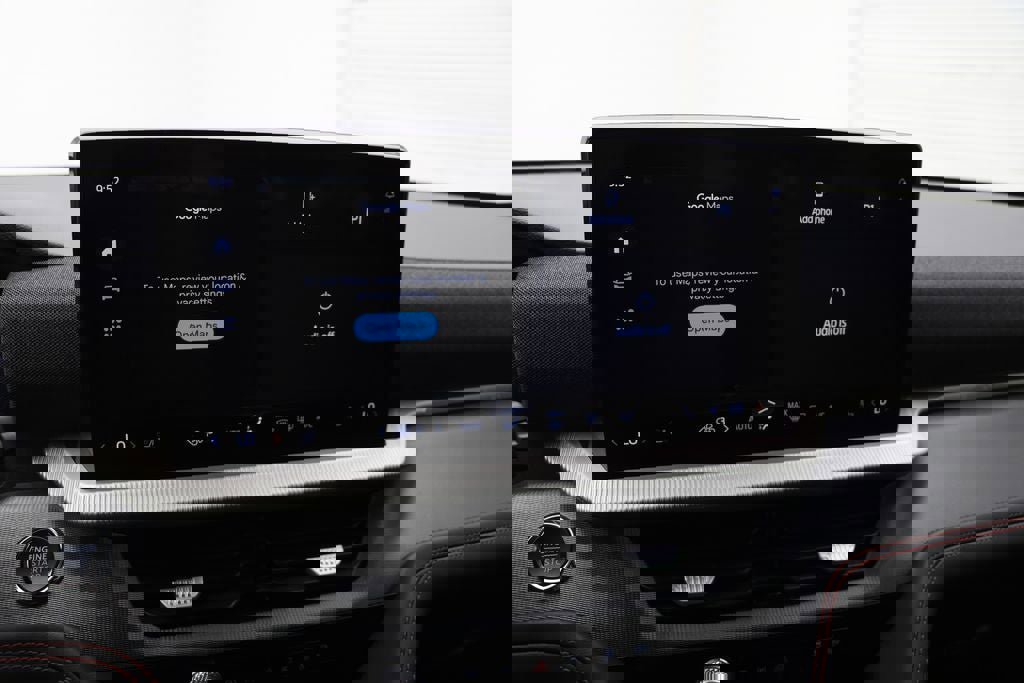 Used 2025 Ford Explorer ST-Line w/ ST-Line Street Pack AWD/4WD image 21