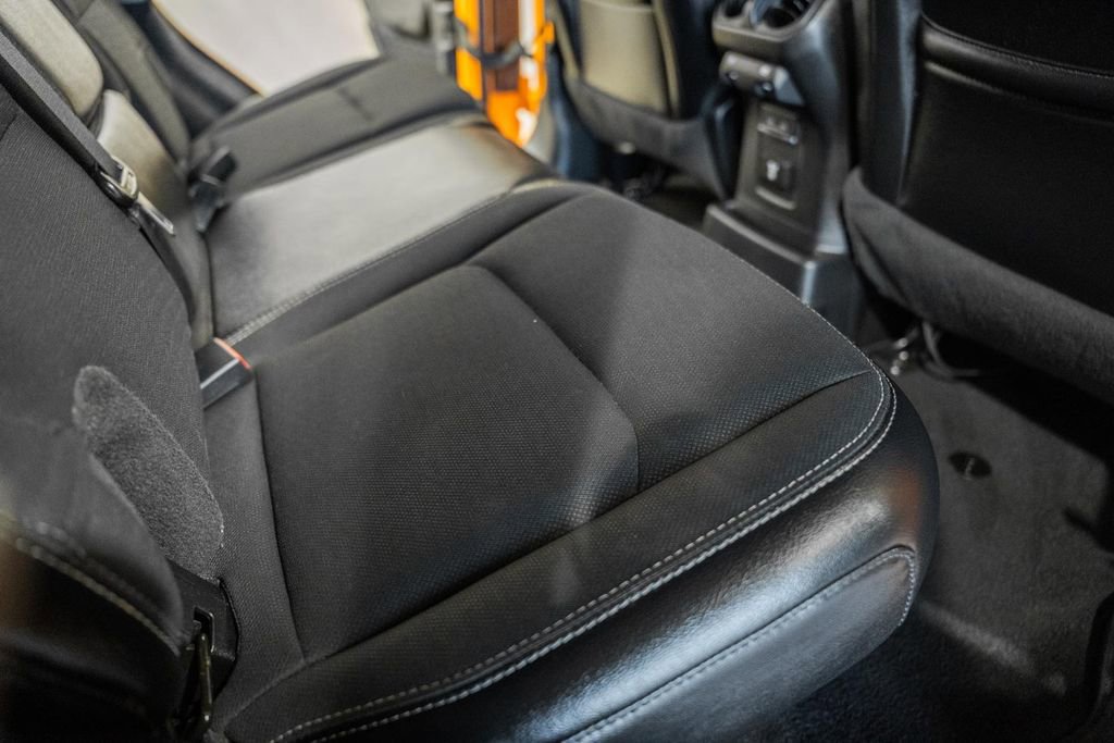 Used 2021 Jeep Wrangler Unlimited Sport AWD/4WD image 35