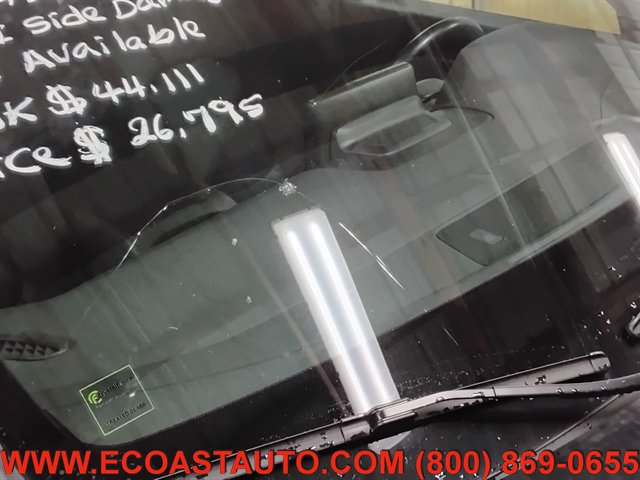 Used 2025 Honda Pilot TrailSport image 19