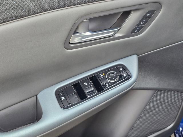 New 2026 Nissan Leaf Platinum+ image 27