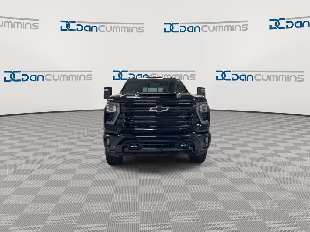 New 2026 Chevrolet Silverado 2500 High Country w/ High Country Premium Package AWD/4WD image 3