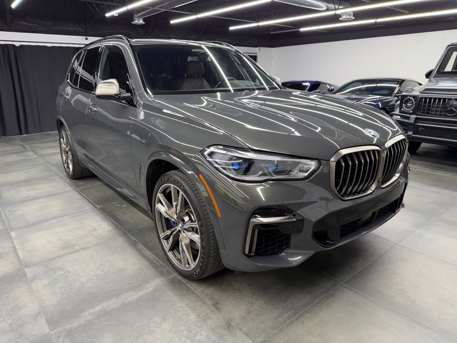 Used 2023 BMW X5 M50i w/ Executive Package image 9