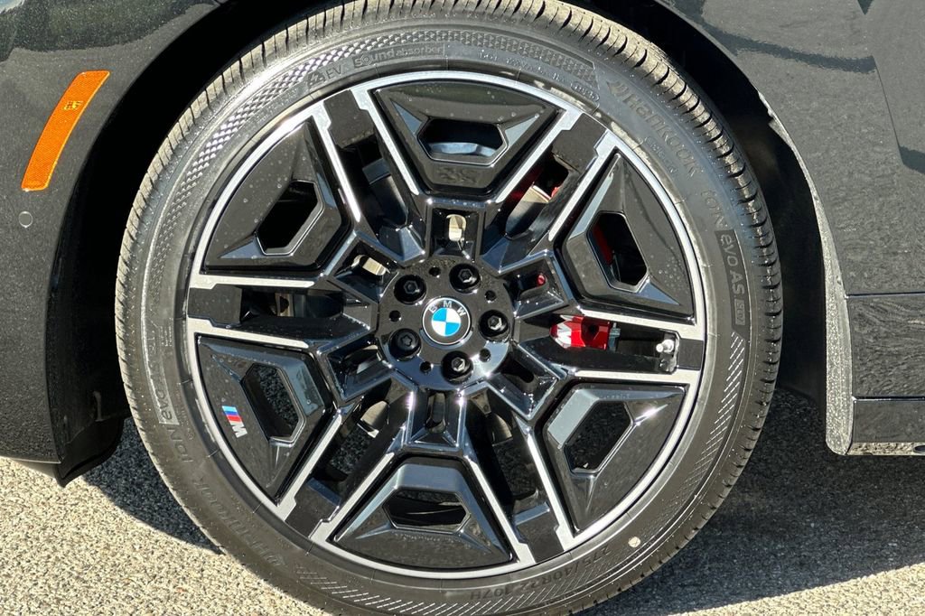 New 2026 BMW iX M70 w/ Executive Package image 33