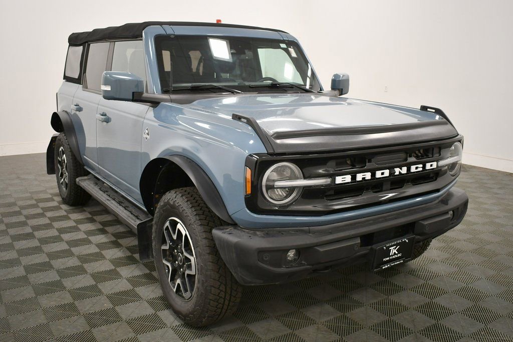 Used 2022 Ford Bronco Outer Banks image 10