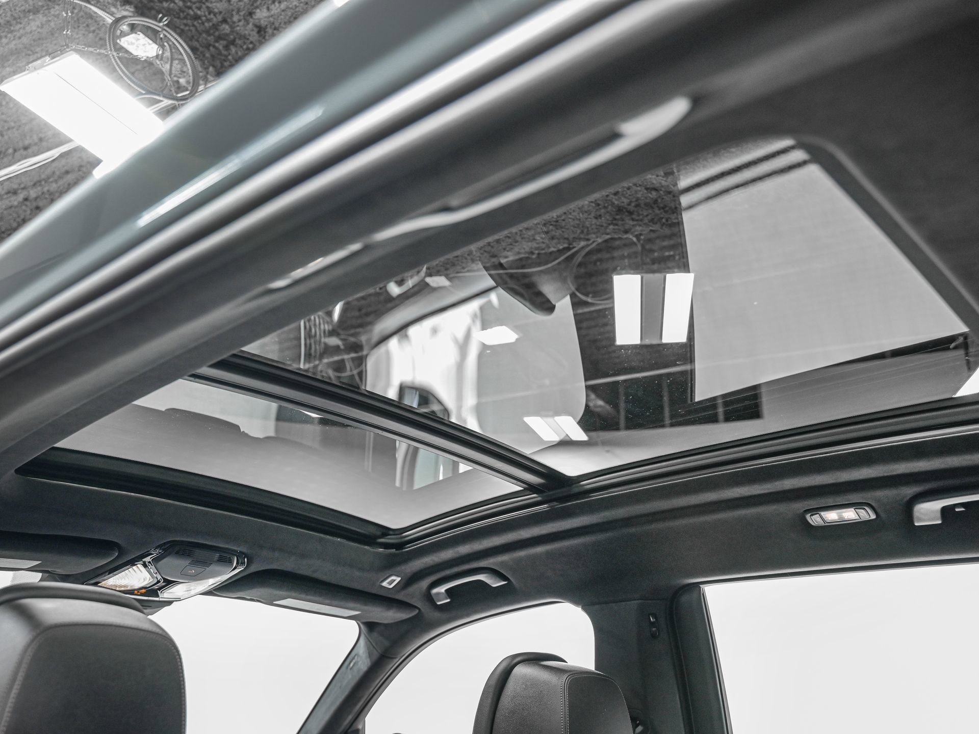 Used 2023 BMW X7 xDrive40i w/ M Sport Package image 26