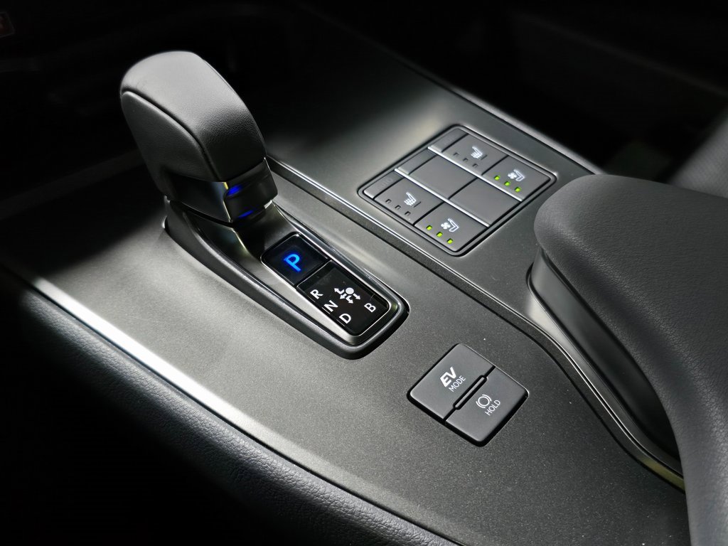 New 2025 Lexus UX 300h FWD image 24