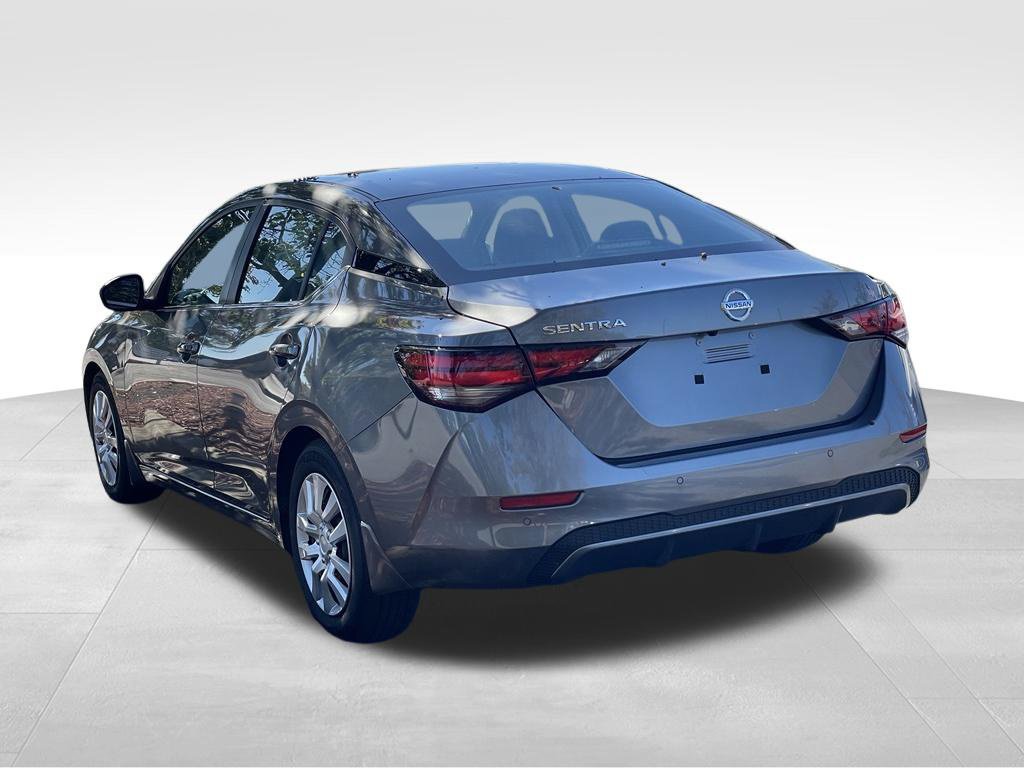 Certified 2023 Nissan Sentra S FWD image 5