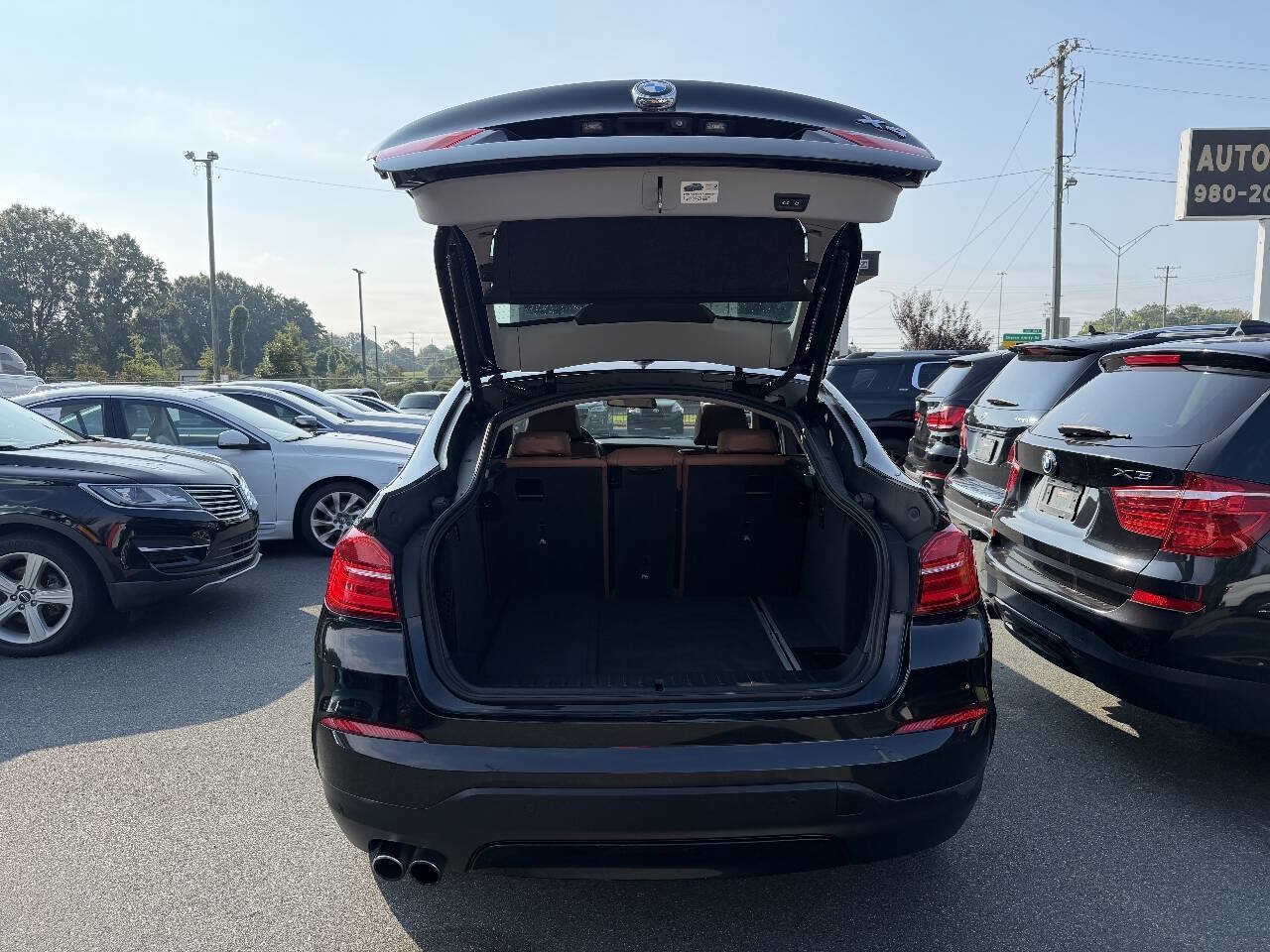 Used 2017 BMW X4 xDrive28i AWD/4WD image 11