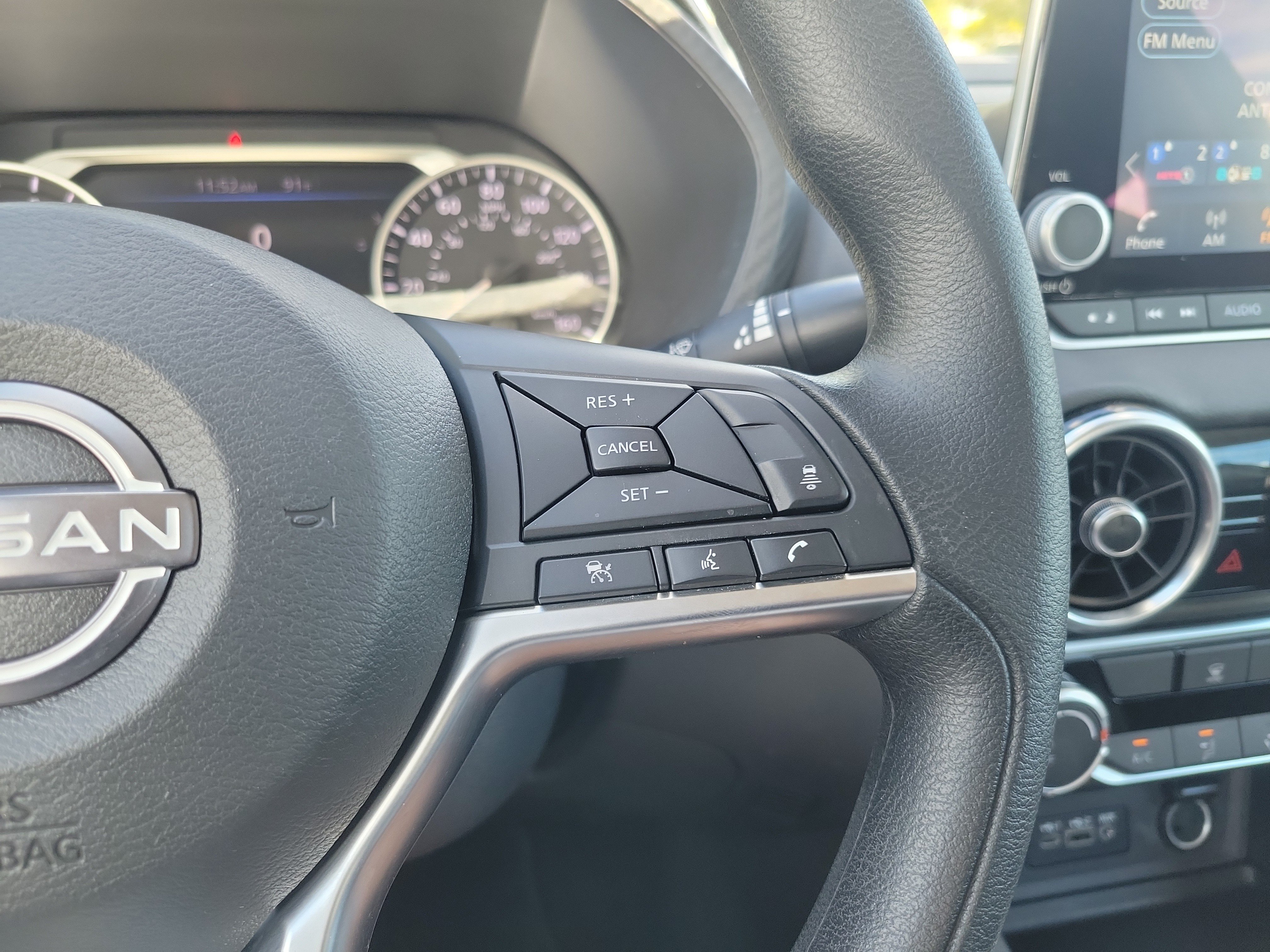 Used 2025 Nissan Sentra SV FWD image 24